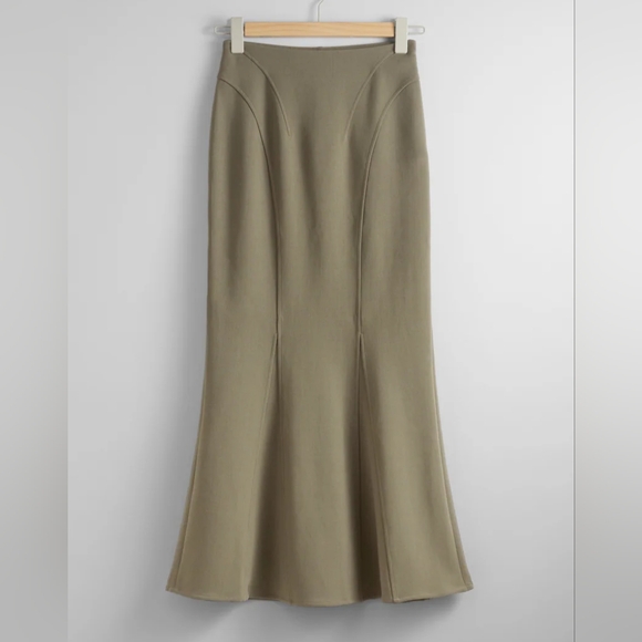 Stockholm Atilier & Other Stories Fluted Maxi Skirt Sz 0 (XS) Khaki Green - Picture 1 of 16